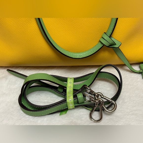 Vintage Coach Small Margot Carryall Yellow Leather Tote with Green Handles - Picture 14 of 16